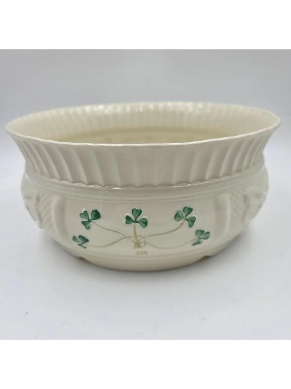Belleek Irish Porcelain Nadine Fruit Bowl Made Of Parian China In Ireland - Picture 2 of 6